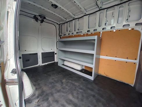 Used 2019 Nissan NV 2500 SV RWD image 17
