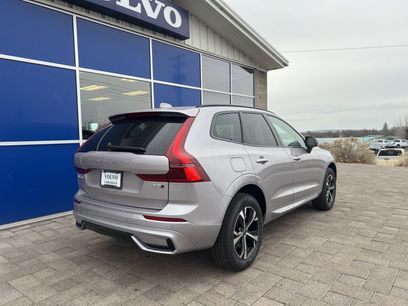 New 2026 Volvo XC60 B5 Core w/ Climate Package