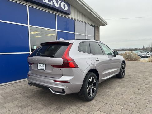 New 2026 Volvo XC60 B5 Core w/ Climate Package image 3
