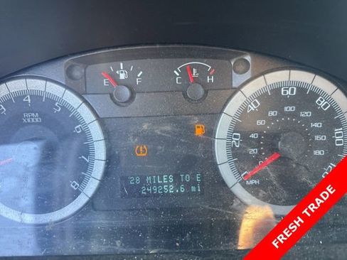 Used 2009 Ford Escape XLT image 9