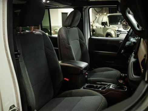 Used 2025 Jeep Wrangler Unlimited Sahara w/ Safety Group image 14