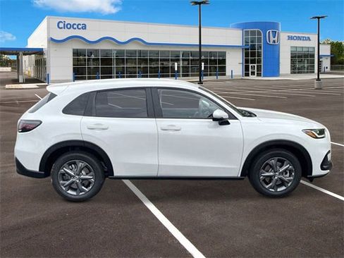 New 2026 Honda HR-V LX image 6