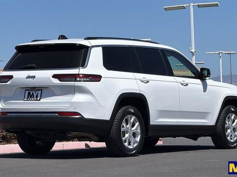 Used 2023 Jeep Grand Cherokee L Limited w/ Luxury Tech Group II AWD/4WD image 4