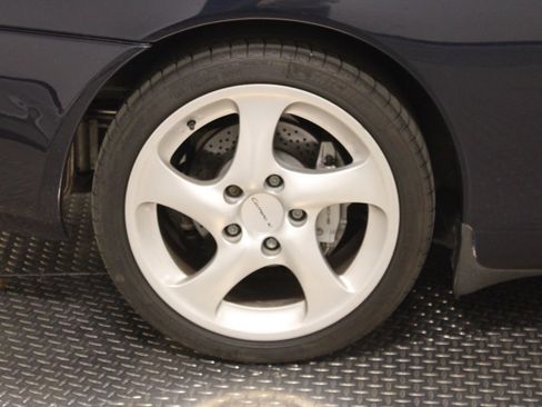 Used 2003 Porsche 911 Carrera 4 image 16