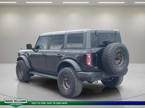 Used 2023 Ford Bronco Outer Banks w/ Sasquatch Package AWD/4WD image 4