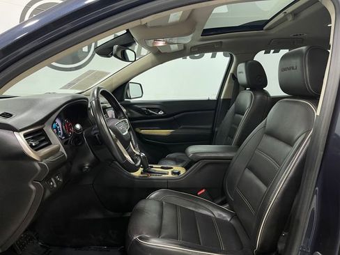 Used 2018 GMC Acadia Denali image 13