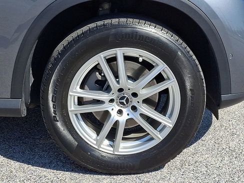 Used 2023 Mercedes-Benz GLC 300 4MATIC image 11