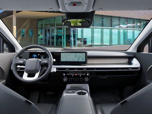 New 2026 Hyundai Ioniq 9 SEL image 11