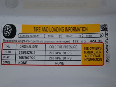 Used 2023 Chevrolet Corvette Stingray Convertible w/ 1LT image 35