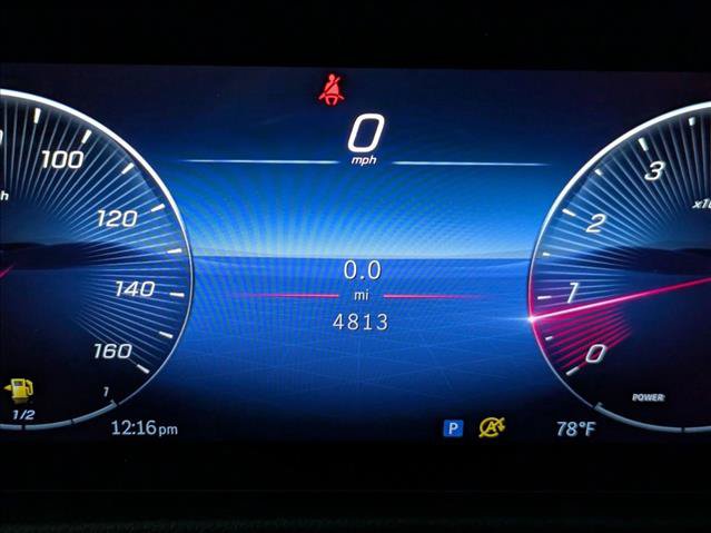 Used 2025 Mercedes-Benz GLB 250 image 14