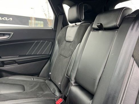 Used 2022 Ford Edge ST w/ Equipment Group 401A image 33
