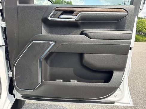 Used 2024 Chevrolet Silverado 1500 LT Trail Boss w/ Protection Package AWD/4WD image 26