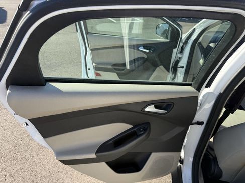 Used 2018 Ford Focus SE image 21