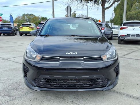 Used 2022 Kia Rio S image 2