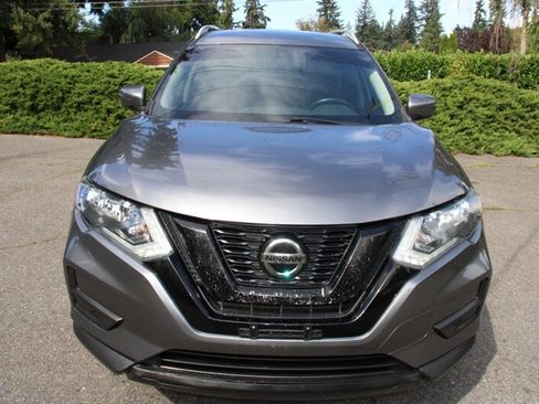 Used 2018 Nissan Rogue SV AWD/4WD image 11