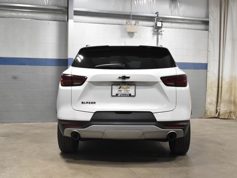 Used 2023 Chevrolet Blazer LT w/ Convenience Package FWD image 24