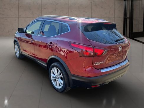 Used 2019 Nissan Rogue Sport SV image 4