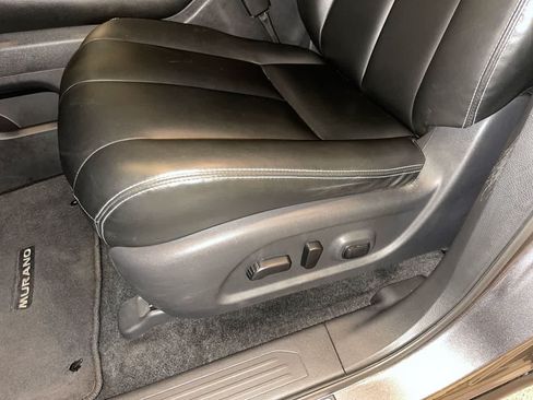 Used 2023 Nissan Murano SV AWD/4WD image 12