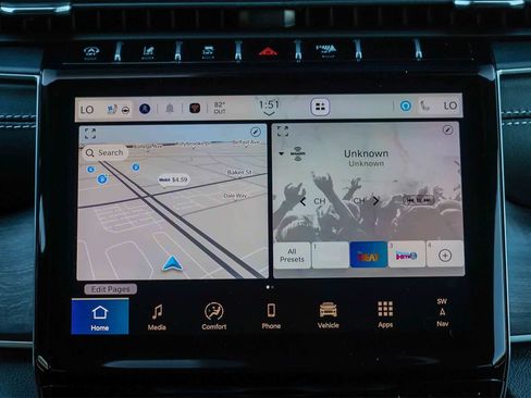 New 2025 Jeep Grand Cherokee L Limited w/ Luxury Tech Group II image 16