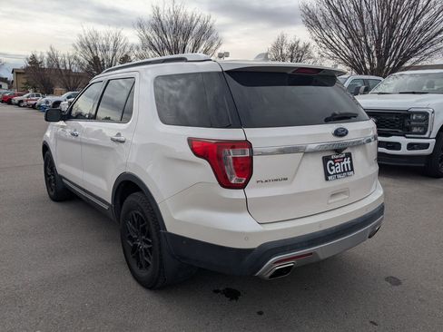 Used 2017 Ford Explorer Platinum image 8