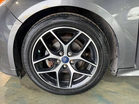 Used 2015 Ford Focus SE w/ SE Sport Package FWD image 27