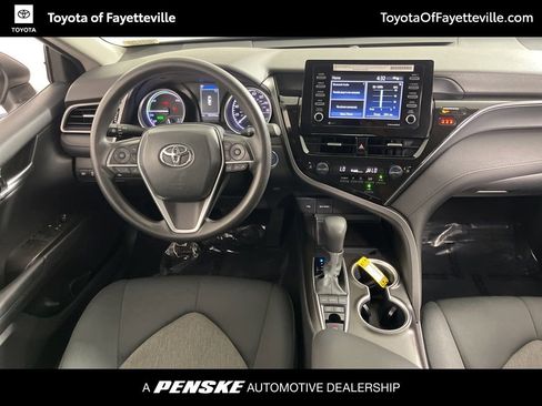Used 2024 Toyota Camry LE image 4