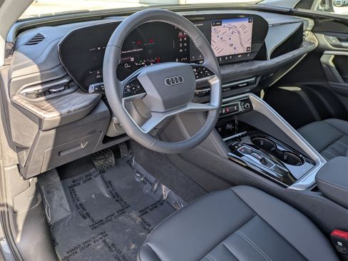 New 2025 Audi Q5 Premium image 8