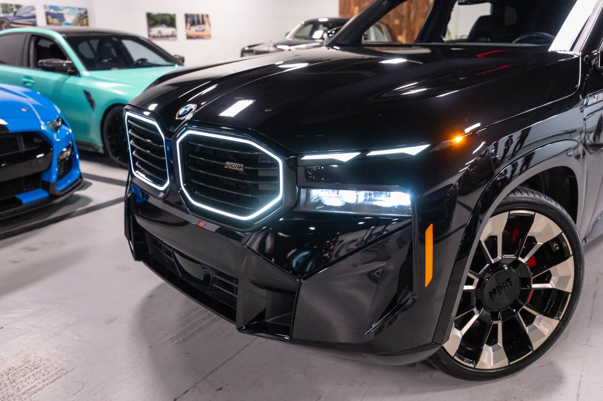 Used 2023 BMW XM w/ M Driver's Package AWD/4WD image 59