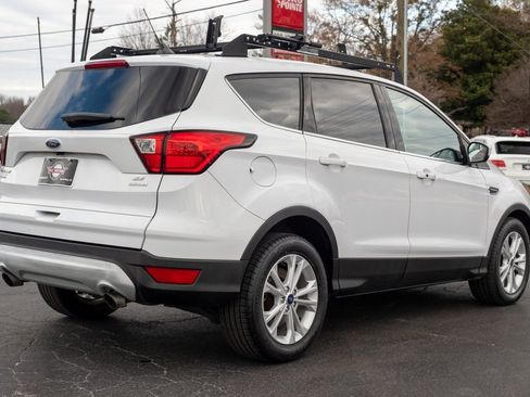 Used 2019 Ford Escape SE image 35