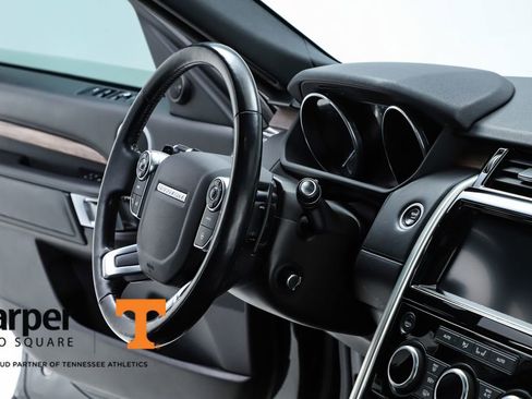 Used 2017 Land Rover Discovery HSE Luxury image 36