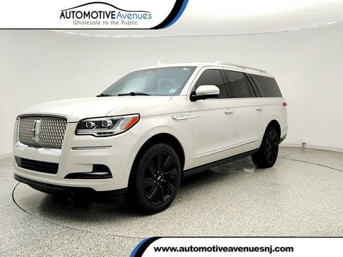 Used 2024 Lincoln Navigator L Reserve AWD/4WD image 1