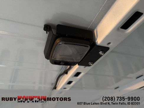 Used 2019 Nissan NV 2500 S image 22