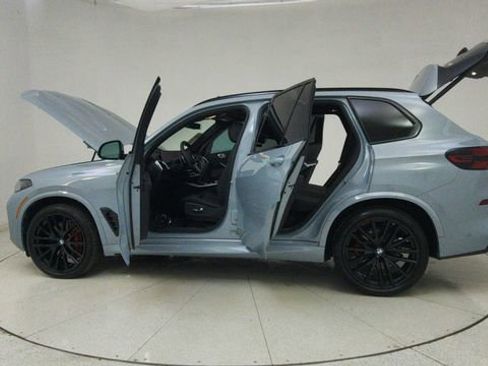 Used 2025 BMW X5 xDrive40i w/ M Sport Package image 78