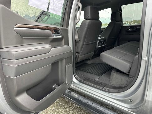 Used 2025 GMC Sierra 1500 Elevation w/ Preferred Package image 15