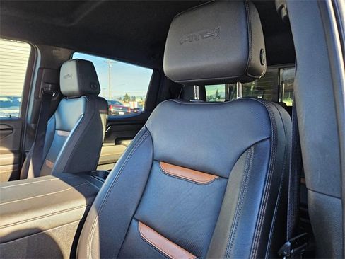 Used 2023 GMC Sierra 1500 AT4 w/ AT4 Premium Package image 14