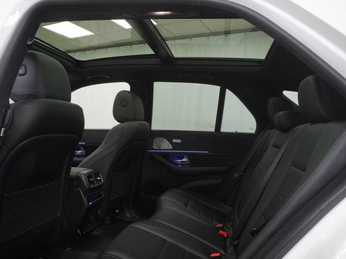 Used 2022 Mercedes-Benz GLE 450 4MATIC image 4