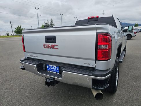 Used 2015 GMC Sierra 2500 SLT w/ Duramax Plus Package AWD/4WD image 7