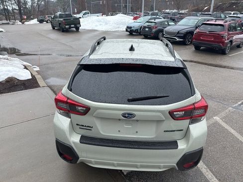 Used 2023 Subaru Crosstrek 2.0i Premium w/ Special Edition image 12