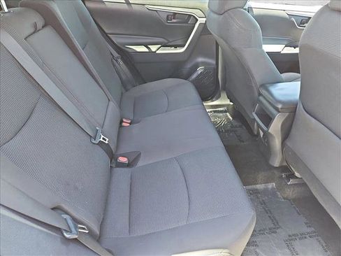 Used 2021 Toyota RAV4 LE w/ Carpet Mat Package (TMS) FWD image 24