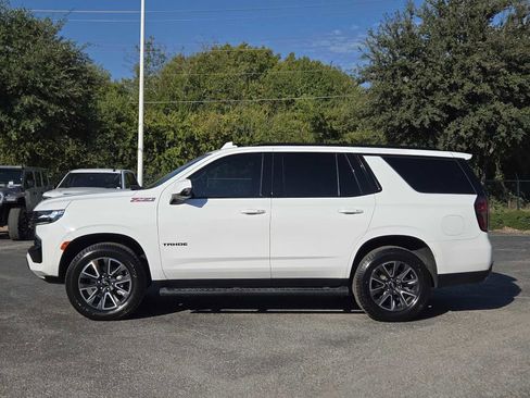 Certified 2022 Chevrolet Tahoe Z71 w/ Luxury Package image 5