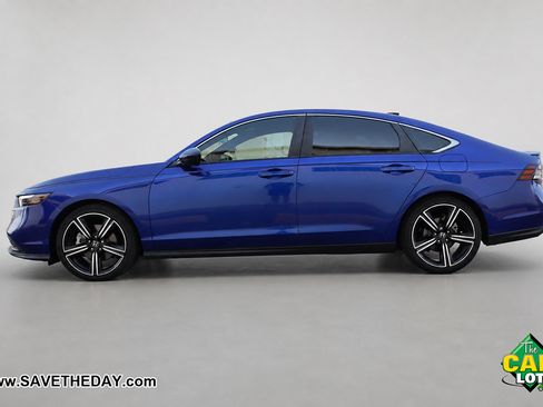Used 2023 Honda Accord Sport image 5