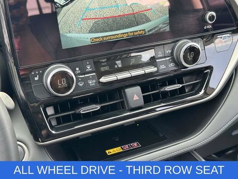 Used 2026 Toyota Highlander XLE AWD/4WD image 6