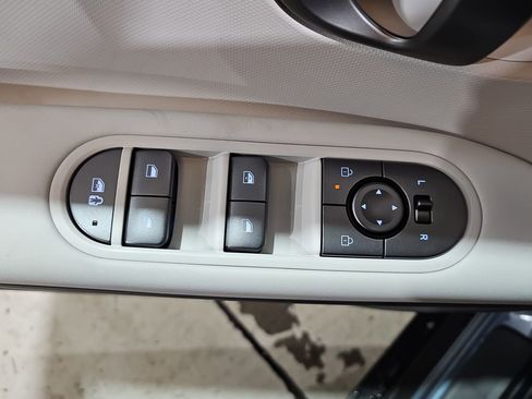 New 2026 Hyundai Ioniq 5 SE image 27