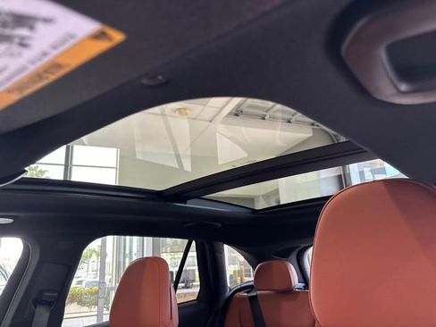 New 2026 Mercedes-Benz GLC 300 4MATIC image 9