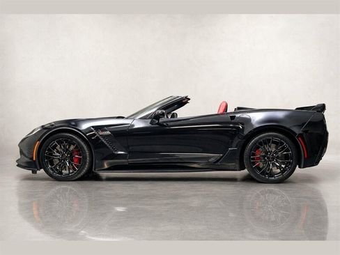 Used 2019 Chevrolet Corvette Z06 RWD image 4