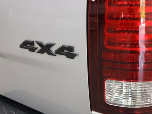 Used 2018 RAM 2500 Laramie w/ Sport Appearance Group image 46