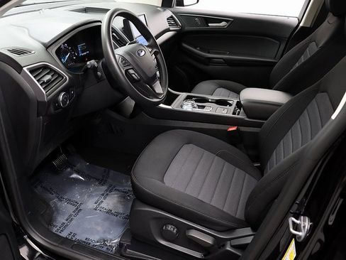 Used 2024 Ford Edge SE image 10