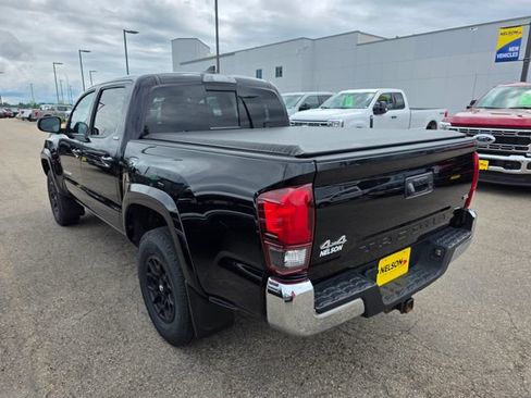 Used 2019 Toyota Tacoma SR5 AWD/4WD image 13