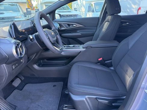 New 2026 Chevrolet Equinox EV LT image 13