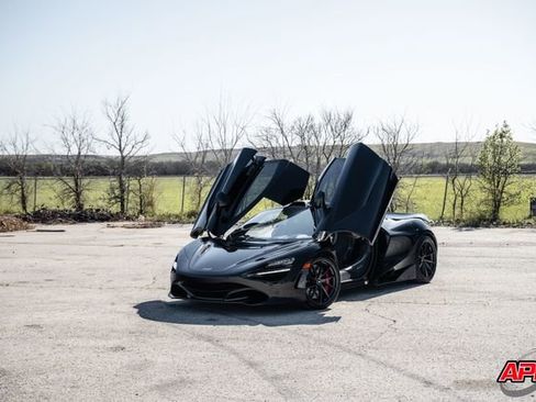 Used 2019 McLaren 720S image 40